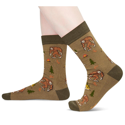 Bigfoot Gifts Sasquatch Gifts for Men Women - Big Foot Socks, Sasquatch Socks, Bigfoot Gifts, Camping Socks for Teens