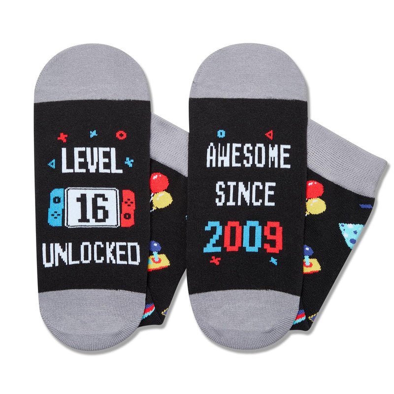 HAPPYPOP 16th Birthday Gifts Ideas for Boys - Socks for Teenager Boy Girl Age 16, Awesome Since 2009 Birthday Presents for Teens with Greeting Card